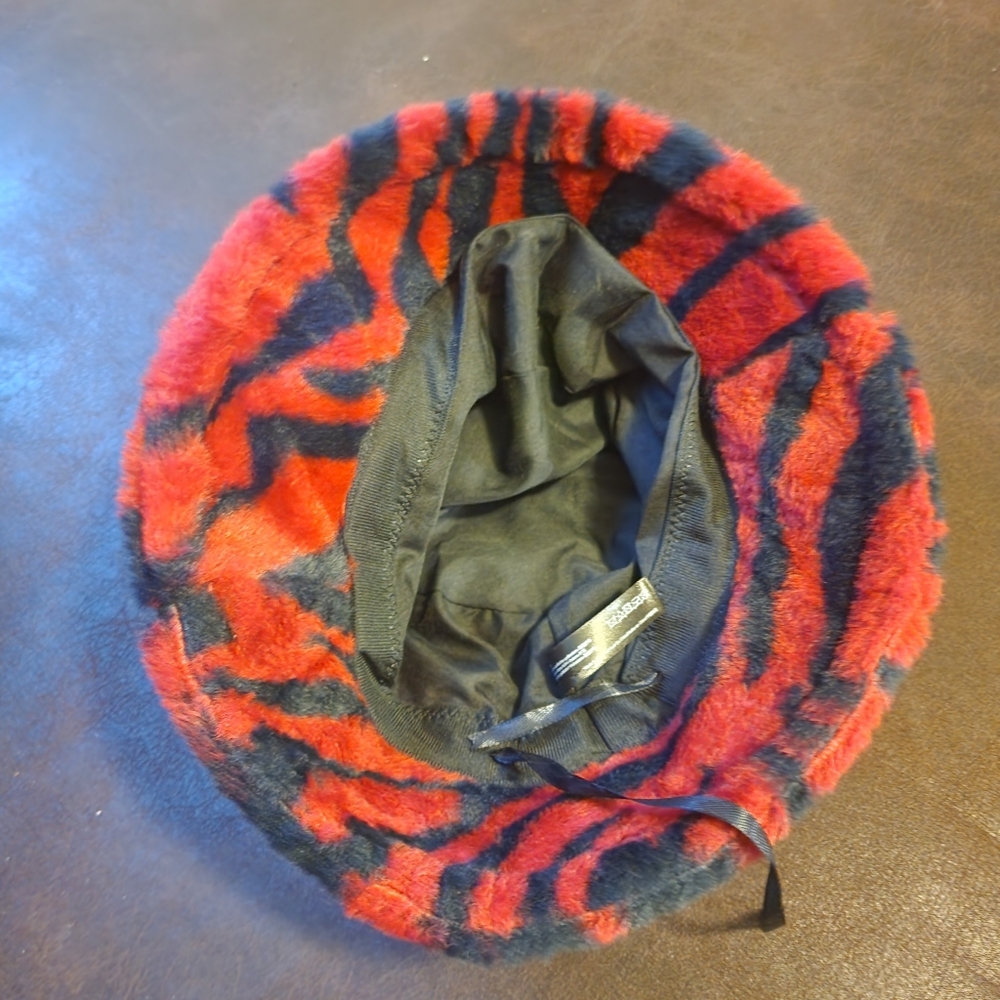 Bucket hat - Picture 2 of 2